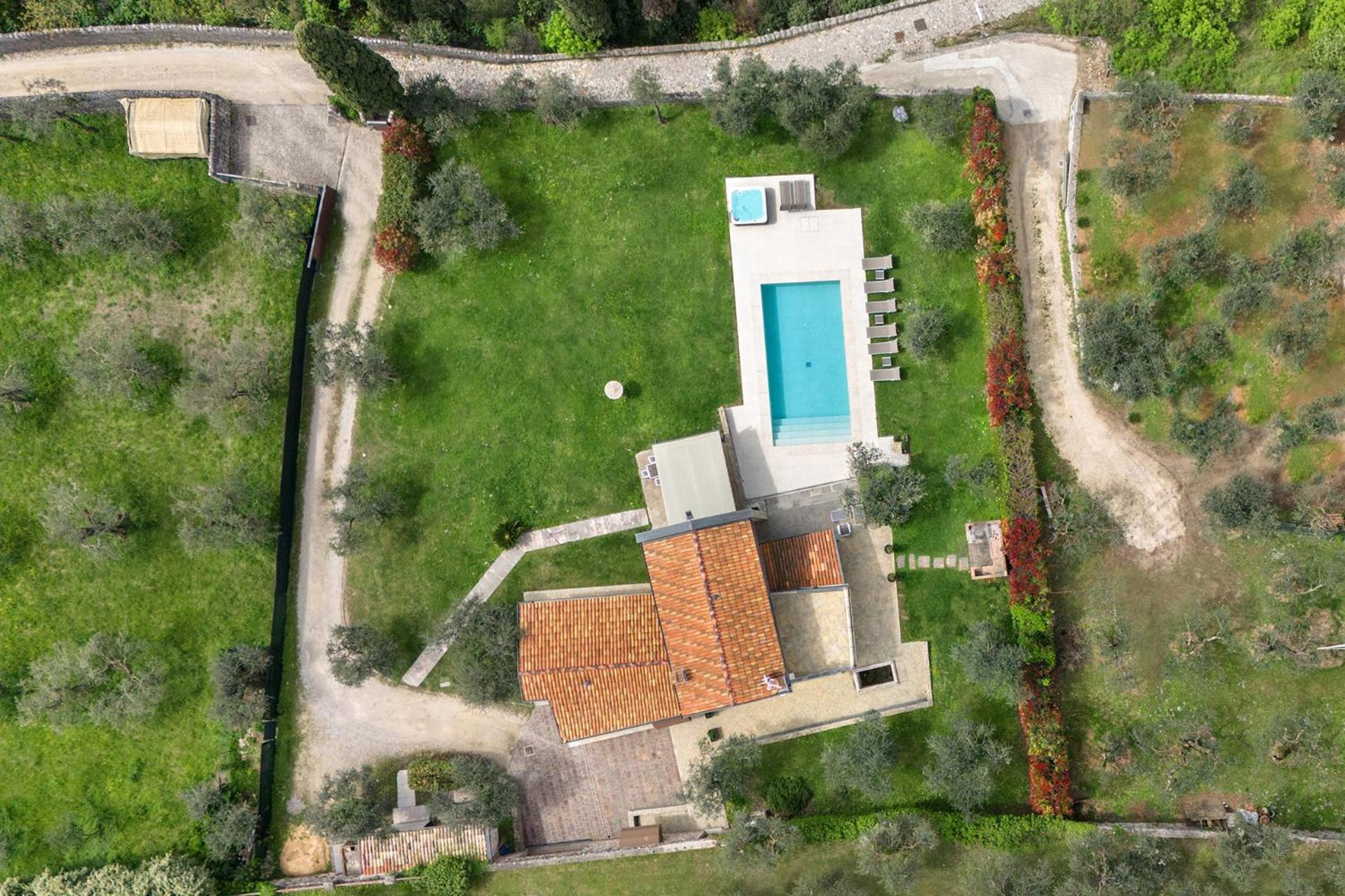 Villa Cipressi - Luxuri Lounge - Malcesine Eksteriør bilde